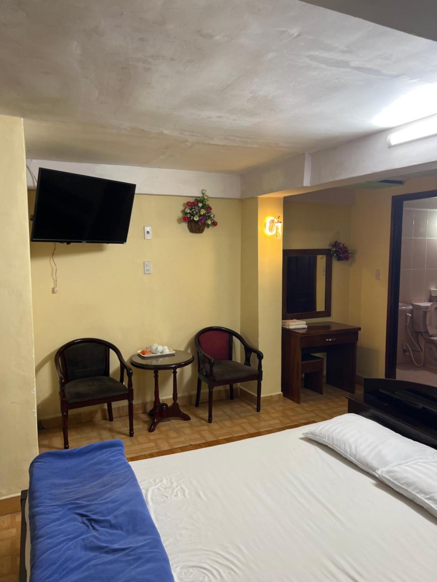Khach San Lan Dai Hotel Da Lat Exterior photo