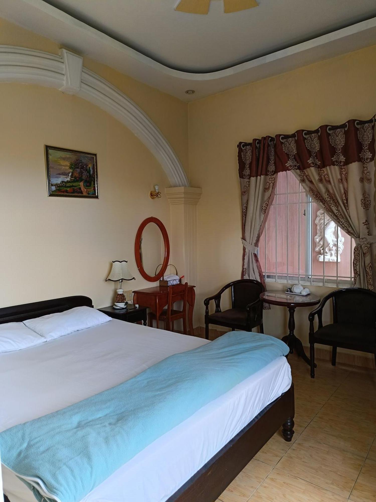 Khach San Lan Dai Hotel Da Lat Exterior photo
